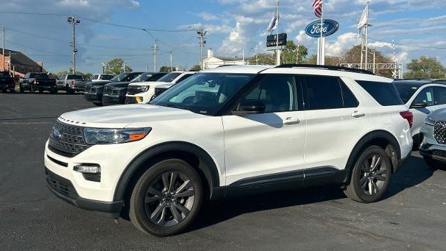 2023 Ford Explorer XLT