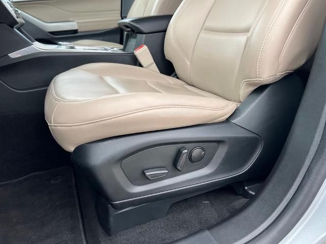 2023 Ford Explorer - $29,500