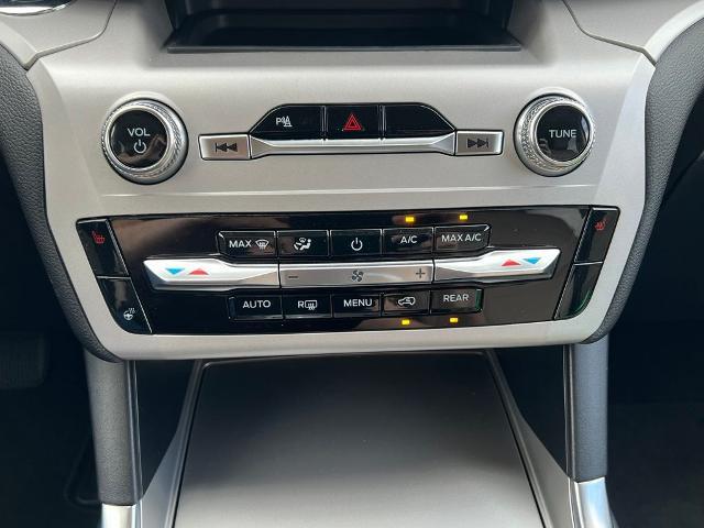 2023 Ford Explorer - $29,500