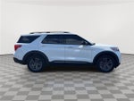 2023 Explorer Thumbnail 4