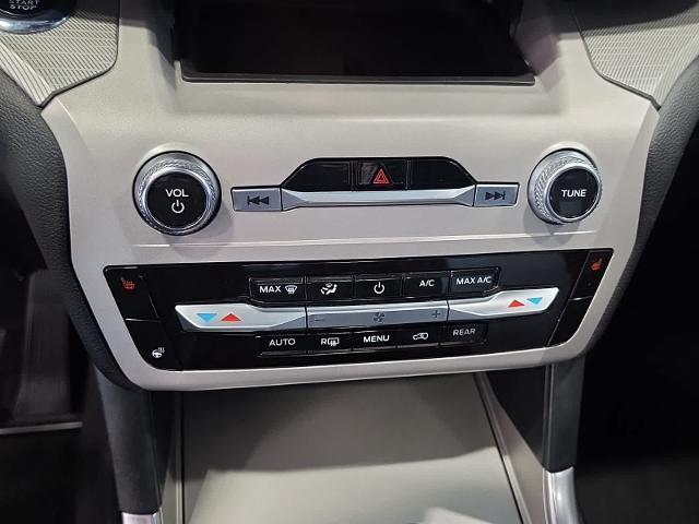 2024 Ford Explorer - $28,974