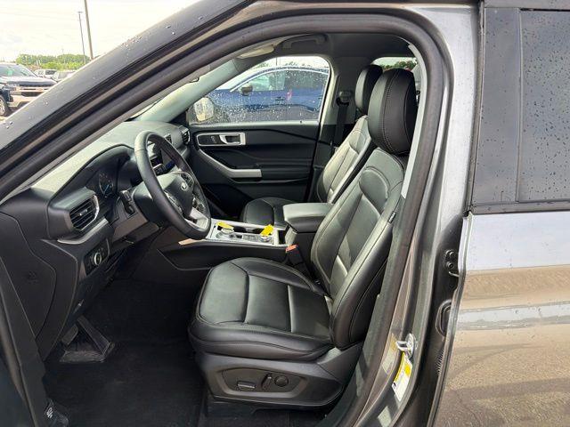 2024 Ford Explorer - $35,995