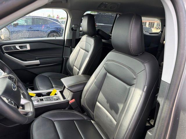 2024 Ford Explorer - $35,995