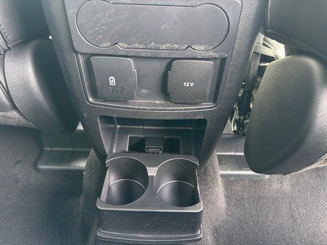 2024 Ford Explorer - $35,995