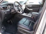 2022 Explorer Thumbnail 9