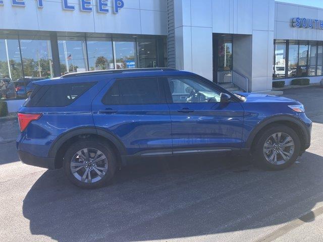 2022 Ford Explorer - $23,839