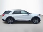 2022 Explorer Thumbnail 6