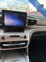 2022 Explorer Thumbnail 30