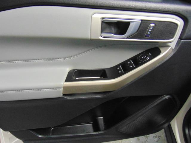 2022 Ford Explorer - $26,500