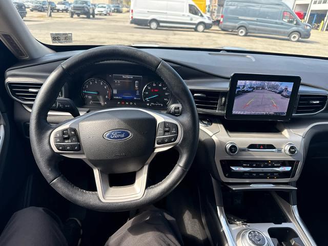 2022 Ford Explorer - $27,425