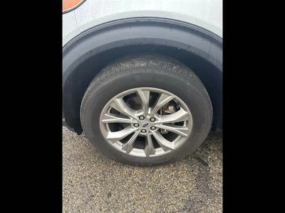 2023 Ford Explorer AWD XLT 4DR SUV