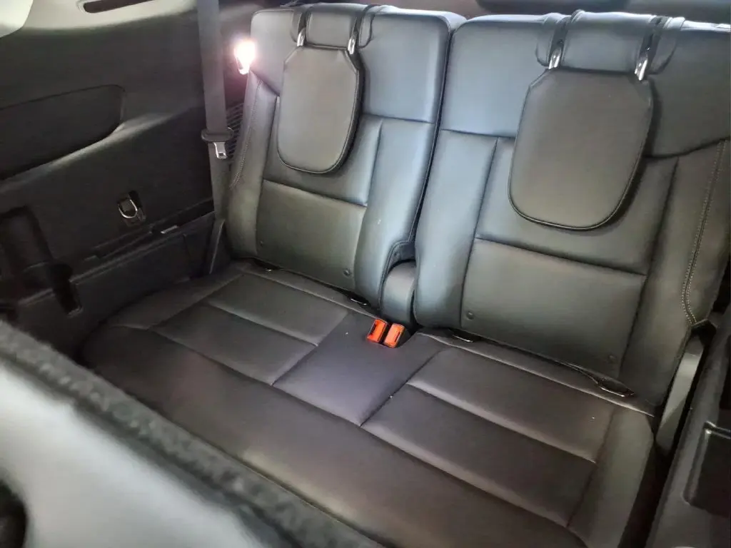 2023 Ford Explorer - $27,995