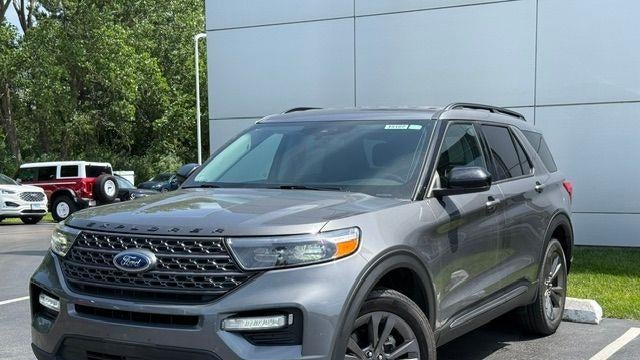 2023 Ford Explorer XLT