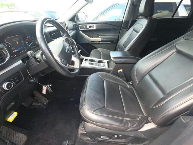 2023 Ford Explorer - $32,995
