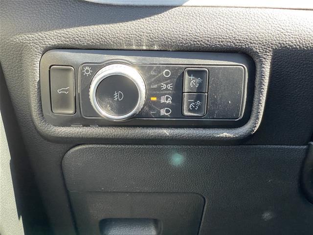 2023 Ford Explorer - $32,995