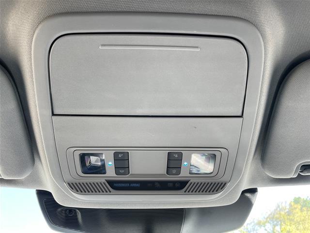 2023 Ford Explorer - $32,895