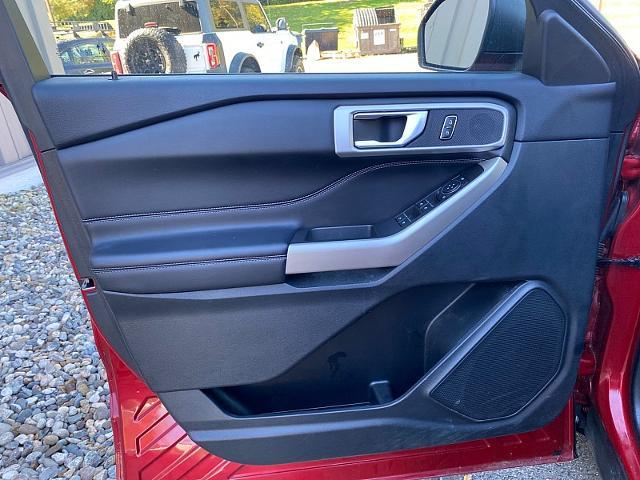 2023 Ford Explorer - $34,205