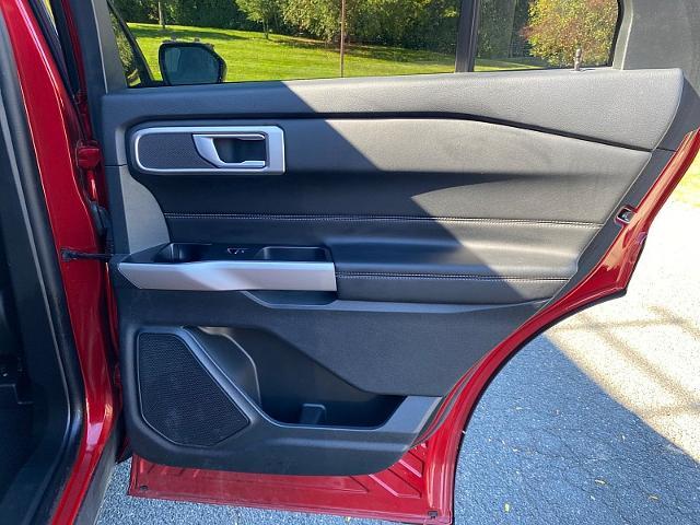 2023 Ford Explorer - $34,205