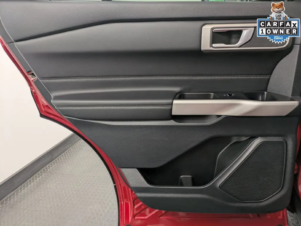 2023 Ford Explorer - $27,165