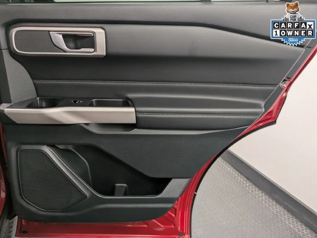 2023 Ford Explorer - $27,165
