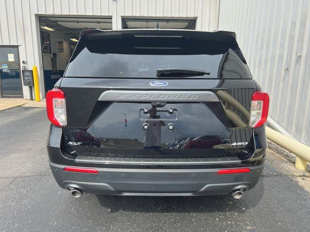2023 Ford Explorer - $33,998
