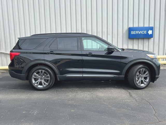 2023 Ford Explorer - $33,998