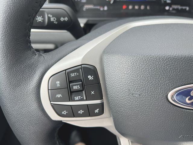 2023 Ford Explorer - $33,998