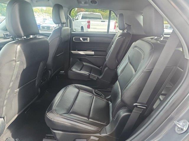 2023 Ford Explorer - $32,998