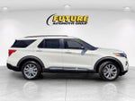 2023 Explorer Thumbnail 9