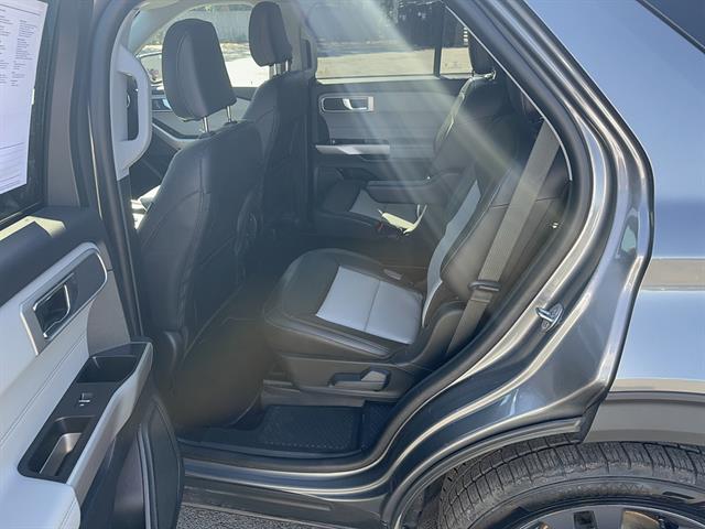 2023 Ford Explorer - $29,290