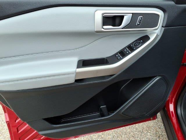 2023 Ford Explorer - $28,700