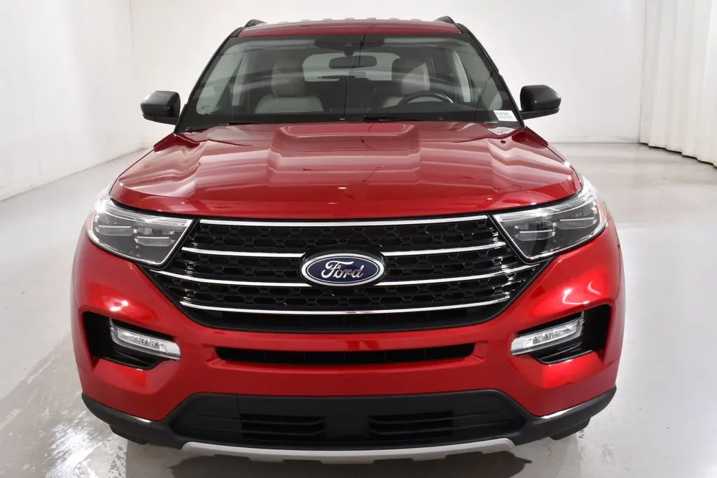 2024 Ford Explorer - $32,755