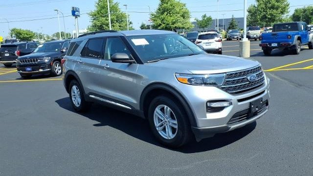 2024 Ford Explorer XLT
