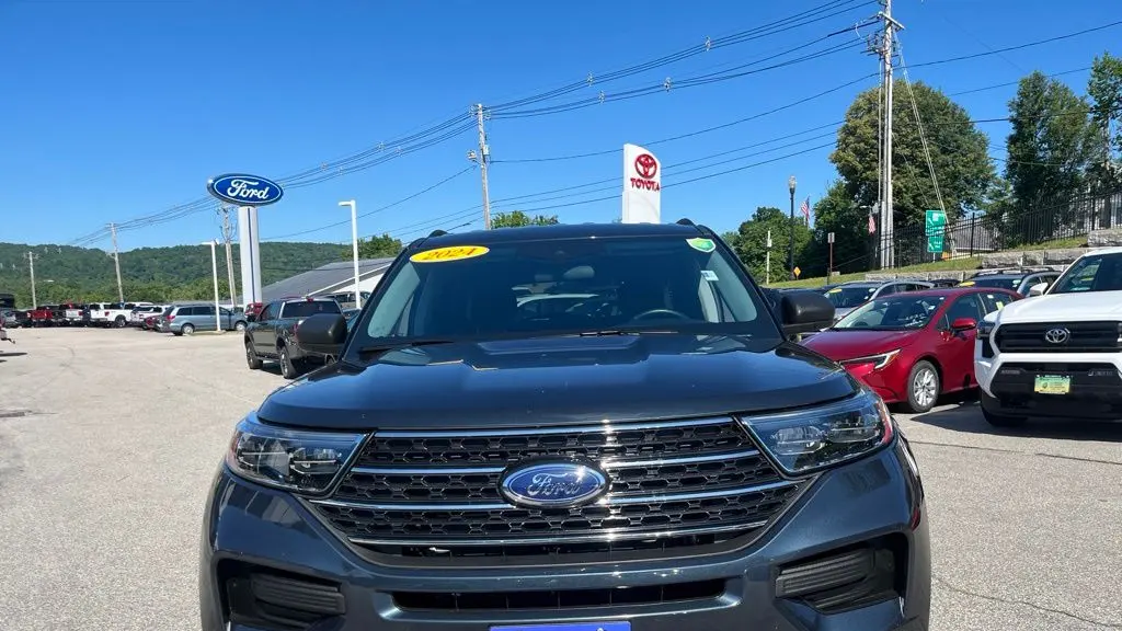 2024 Ford Explorer XLT
