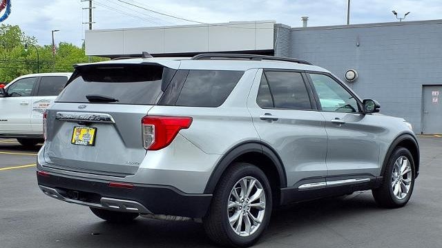 2024 Ford Explorer XLT