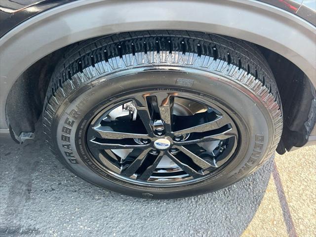 2020 Ford Explorer - $18,437