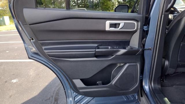 2020 Ford Explorer - $18,998