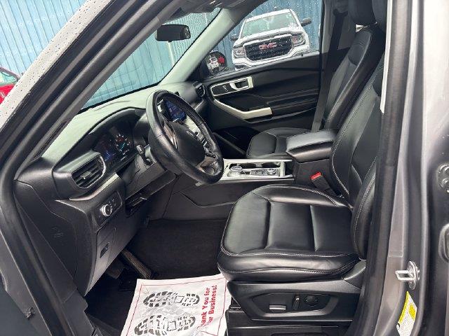 2021 Ford Explorer - $18,979
