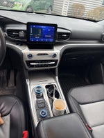 2022 Explorer Thumbnail 11