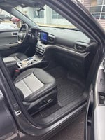 2022 Explorer Thumbnail 13