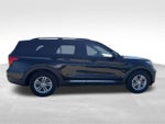 2022 Explorer Thumbnail 9