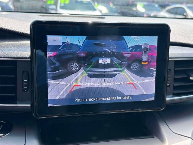 2022 Ford Explorer - $27,998