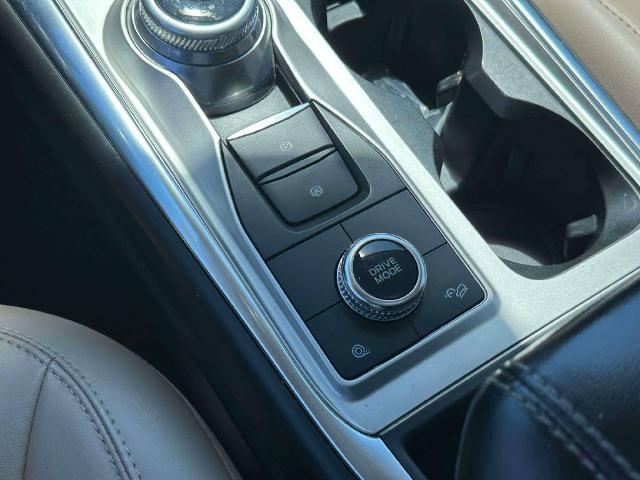 2022 Ford Explorer - $27,998