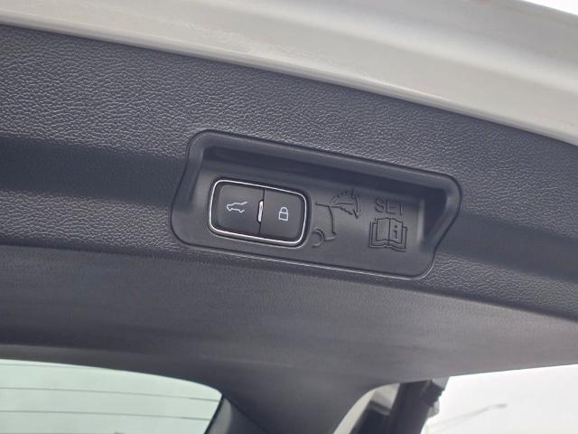 2023 Ford Explorer - $29,403
