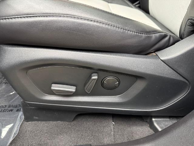 2023 Ford Explorer - $30,210