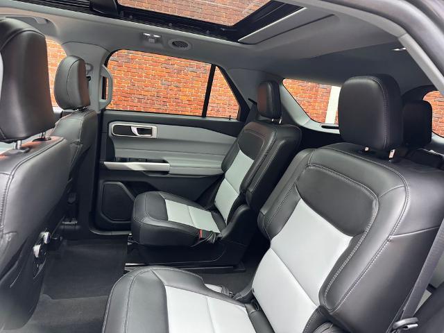 2023 Ford Explorer - $30,210