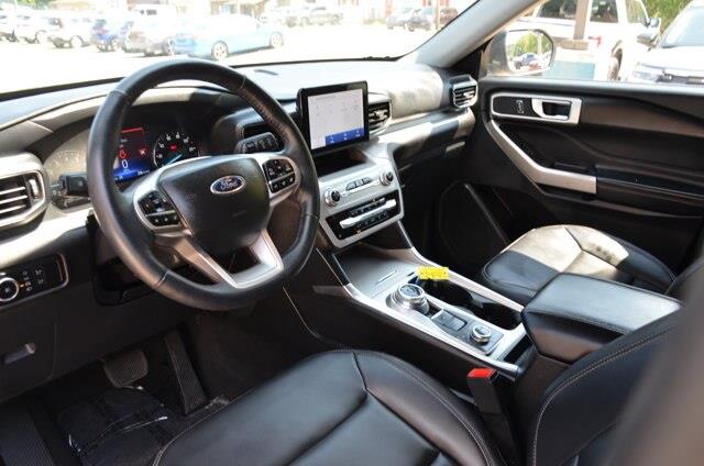 2023 Ford Explorer - $32,900