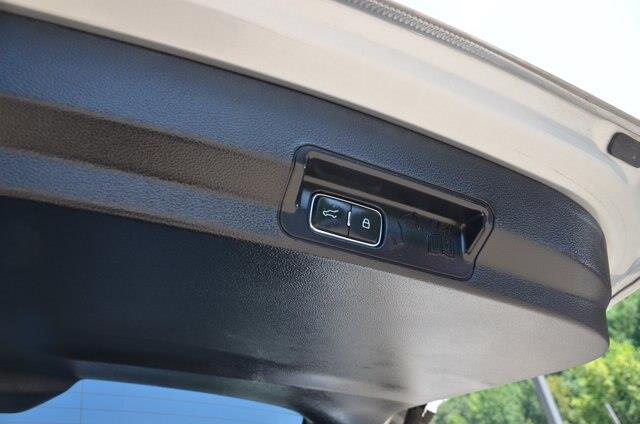 2023 Ford Explorer - $32,900