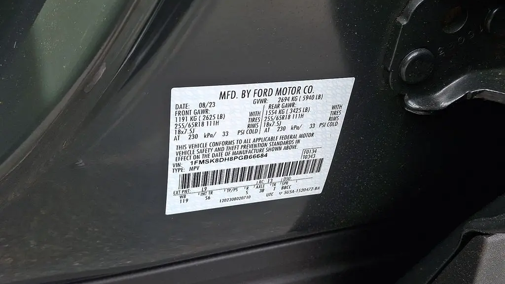 2023 Ford Explorer XLT