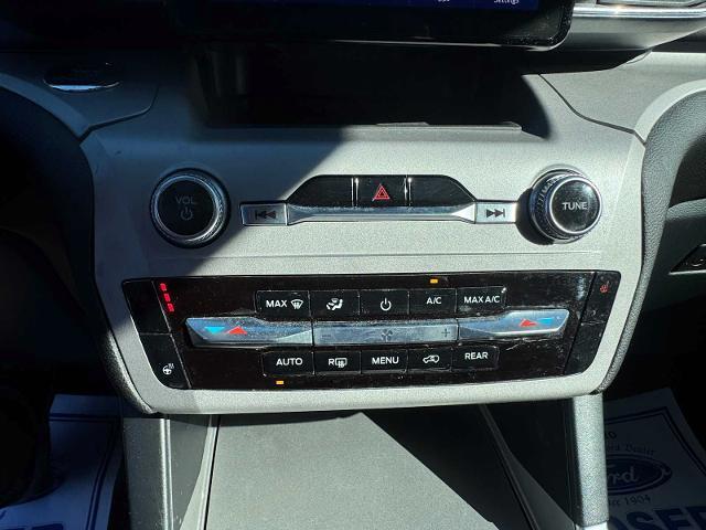2023 Ford Explorer - $27,993